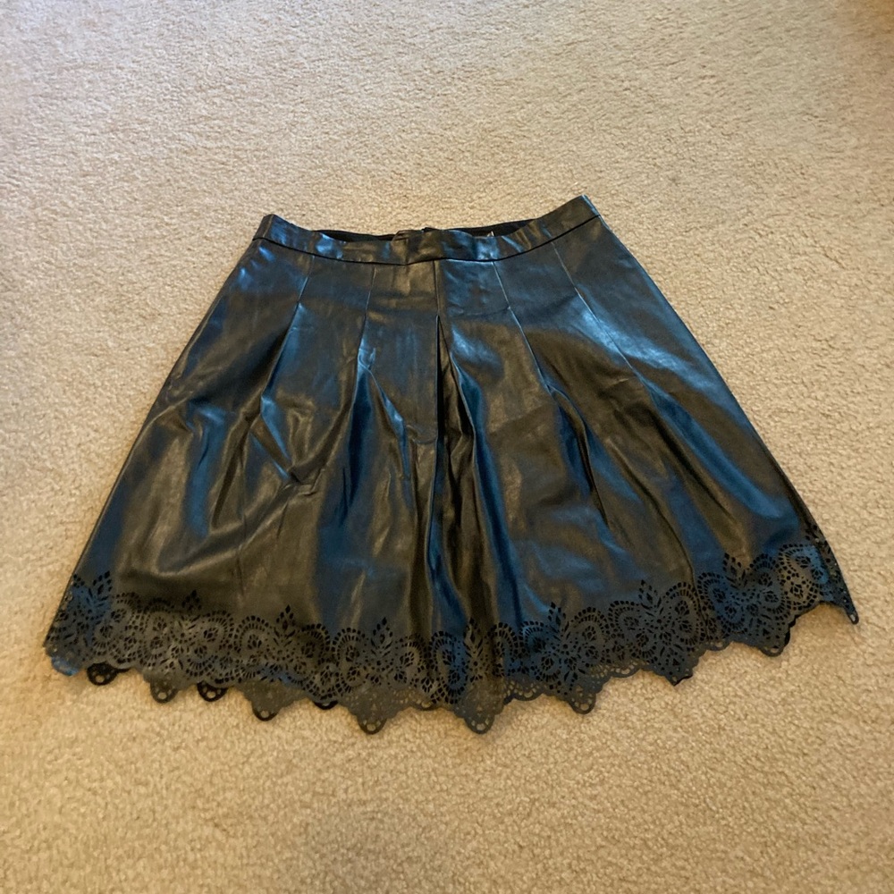 🖤 NWT J. McLaughlin Faux Leather Skirt - Picture 1 of 4